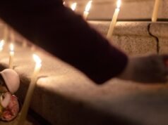 Uma remota comunidade canadense enfrenta um tiroteio em massa que deixou 9 mortos