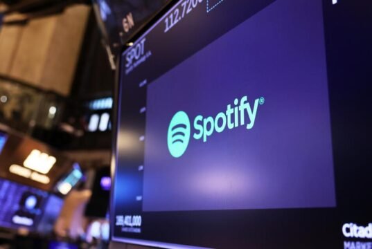 Spotify reporta receita total no trimestre de US$ 5,3 bilhões e crescimento de audiência