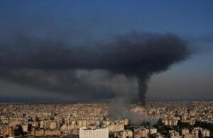 Milhares fogem dos subúrbios de Beirute após ordem de evacuação israelense sem precedentes