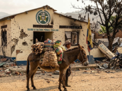 O dia em que uma bomba-burro explodiu e matou 11 policiais: a resiliência de Chalán, Sucre, trinta anos depois