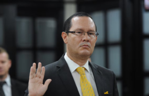 Um tribunal da Costa Rica aprovou a libertação de Celso Gamboa, ex-ministro dos Estados Unidos