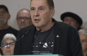 EH Bildu confirmou que Otegi recebeu ameaças de morte e na segunda-feira compareceu perante o Tribunal ferido