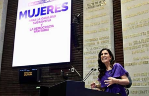“As mulheres estão assumindo a Câmara dos Deputados para defender os nossos direitos”, disse López Rabadán