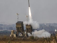 Um mês após o início da guerra no Oriente Médio, Israel vê o primeiro ataque com mísseis do Iêmen