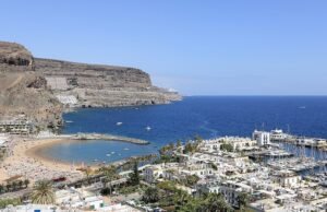 Encontraram o corpo de uma jovem norueguesa de 15 anos num porto de Mogán (Gran Canaria).