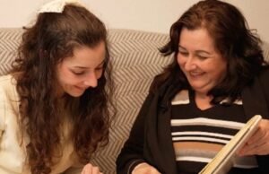 A história de Noelia Castillo, da infância à eutanásia, é enquadrada pelas suas palavras: “Foi um momento feliz na minha vida”