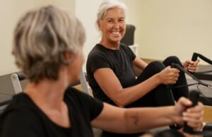 Os melhores exercícios para maiores de 60 anos: controlam o estresse, previnem o diabetes e cuidam da saúde do coração