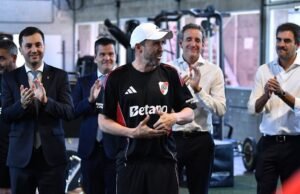 Detalhes do primeiro treino de Eduardo Coudet como técnico do River Plate: discurso e mensagem motivacional