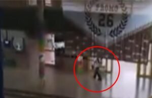 Um estudante entrou em uma escola de Santa Fé armado com uma arma e matou seus colegas
