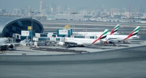 EUA fretarão voos para cidadãos retidos nos Emirados Árabes Unidos, Arábia Saudita e Jordânia