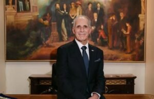 Com o objetivo de retornar ao sistema financeiro global, Asfura assinou a readmissão de Honduras ao ICSID