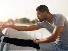 O osteopata de David Beckham e Pedro Pascal compartilhou chaves práticas para cuidar da coluna