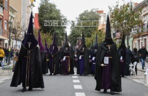 Tradição contra a igualdade: a irmandade Sagunto de Valência mantém o veto às mulheres na Semana Santa