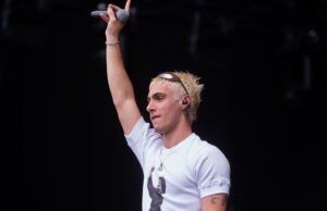 Tobika, Marttein e Joaquina brilham com show no início do segundo dia do Lollapalooza