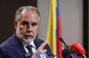Armando Benedetti conseguiu pagar ao Estado o seu salário durante quatro meses depois de ser incluído na lista de Clinton: esta é a jornada jurídica