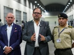 Colômbia e Equador concordam em formar uma comissão para investigar a descoberta de bombas na fronteira