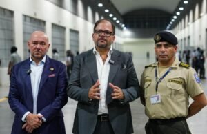 Colômbia e Equador concordam em formar uma comissão para investigar a descoberta de bombas na fronteira