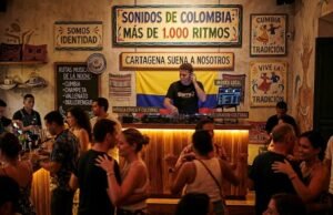 Promovem o retorno da música local aos bares e discotecas da Colômbia: “As pessoas querem brincar com o caráter”