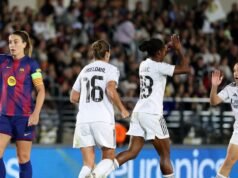 Linda Caicedo marcou duas vezes na Liga dos Campeões, mas não conseguiu evitar a derrota para o Barcelona no jogo de ida.