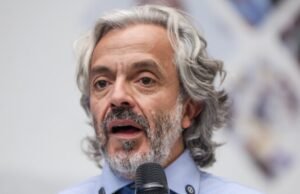 Juan Daniel Oviedo sugere que a “Grande Consulta” pode oferecer opções políticas ao país