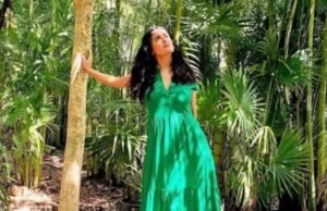‘Chachalacas’, o cachorro adotado por Salma Hayek em Veracruz, deu à luz 10 cachorrinhos e a atriz está promovendo sua adoção.