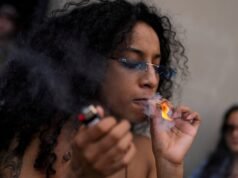 O Departamento de Saúde do Texas está proibindo a venda de cannabis fumada a partir de 31 de março