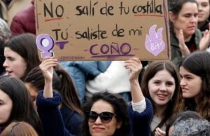 O feminismo sai às ruas para defender a ascensão dos direitos extremos e combater a erosão dos direitos sociais