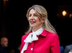 O governo está a proibir despedimentos por razões indirectas de empresas que recebem assistência pública devido ao impacto da guerra no Irão.