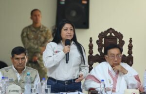 A ministra Denisse Miralles anunciou que hoje se reunirá com Fernando Rospigliosi em uma rodada de reuniões pré-eleitorais.