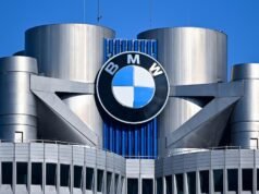 O Grupo BMW ganha 7.451 milhões em 2025, uma queda de 3%, devido à concorrência chinesa e aos salários dos EUA.