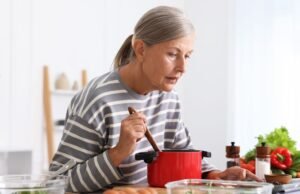 Menopausa e dieta: “Dietas da moda e recomendações não personalizadas muitas vezes dificultam a manutenção de um estilo de vida saudável”