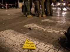 Várias explosões foram registadas no Qatar, nos Emirados Árabes Unidos e no Bahrein, enquanto Israel relata novos mísseis iranianos.