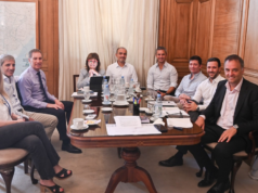 Governo tentará voltar ao cronograma após semana inesperadamente ruim devido à disputa de Adorni