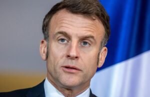 Macron confirmou a morte de um soldado francês num ataque a uma base no norte do Iraque