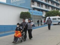 A empresa ambientalista Brunella Horna obteve licença de café no grande hospital EsSalud Chiclayo por S/10 mil.