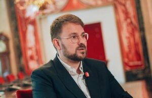 O Líder do Compromís está confiante que Oltra regressará com uma posição de referência: “A sua liderança aplica-se a toda a esquerda”