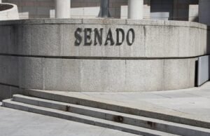 O Senado registou um novo recorde de gastos dos vossos senhores deputados com viagens: mais de 8,8 milhões durante esta legislatura.