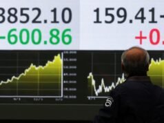 Petróleo cai mais de 4%, bolsas asiáticas sobem após anúncio de acordo de Trump com o Irã