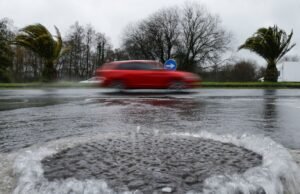 Aemet alerta para mudanças climáticas devido à tempestade Regina: são esperadas fortes nevascas, rajadas de vento com granizo e neblina nessas áreas.