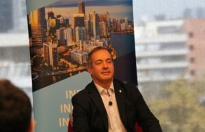 Carlos Díaz-Rosillo: “O projeto do cabo submarino para a China é um perigo para o Chile e a América Latina”