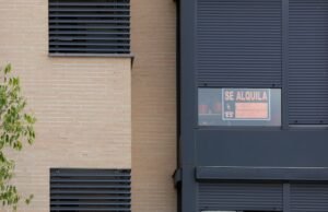 O Governo exige por carta ao Departamento de Terras e Finanças, que gere mais de 100.000 casas, que aceite a prorrogação do aluguer.