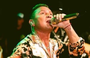 Giovanny Ayala se referiu a Jessi Uribe como “barulhenta” e na rede social não a chamaram de “ciumenta”.