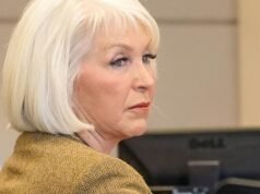 O governador do Colorado anunciou sua disposição de libertar Tina Peters