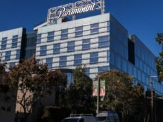 Os democratas estão pedindo o retorno dos financiadores do Oriente Médio, Paramount