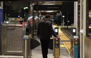 Este trem irá levá-lo ao Grove, ao Beverly Center e ao Cedars-Sinai. Será este o “elo perdido” de LA?