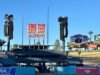 A placa diz Campo Uniqlo. Você continuará dizendo Dodger Stadium