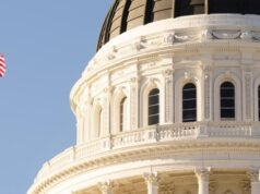 Os democratas da Califórnia iniciaram um esforço eleitoral para varrer o campo do governador