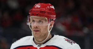 Os patos esclarecem seu plano de jogo negociando por John Carlson