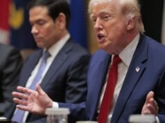 Trump exala confiança, diz que o Irã ‘implora’, mas a saída da guerra permanece obscura