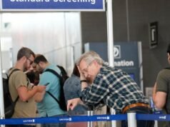 Ordem de Trump para pagar agentes da TSA: quando as linhas aeroportuárias melhorarão?